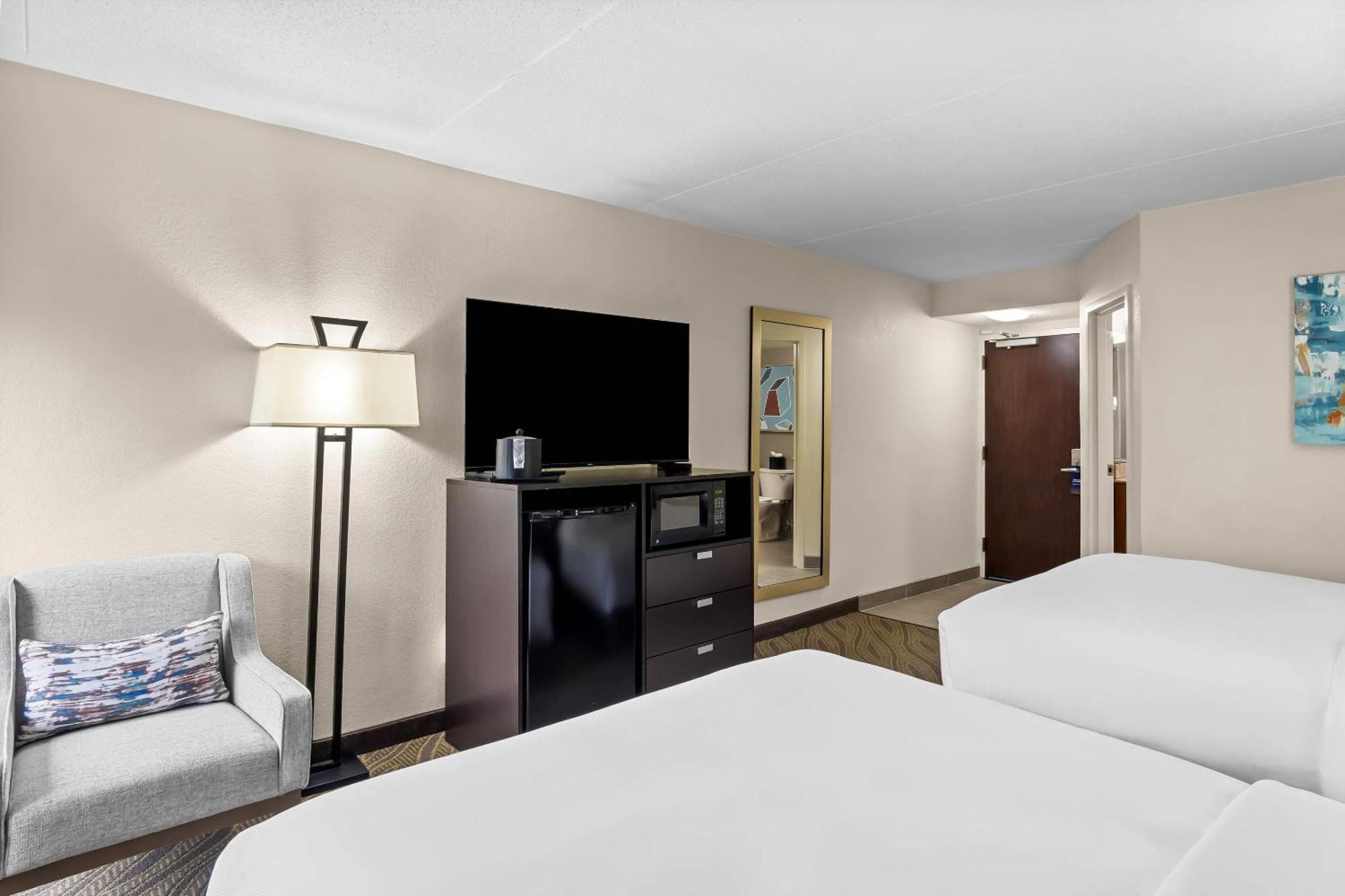 Comfort Inn Cadillac Exterior photo