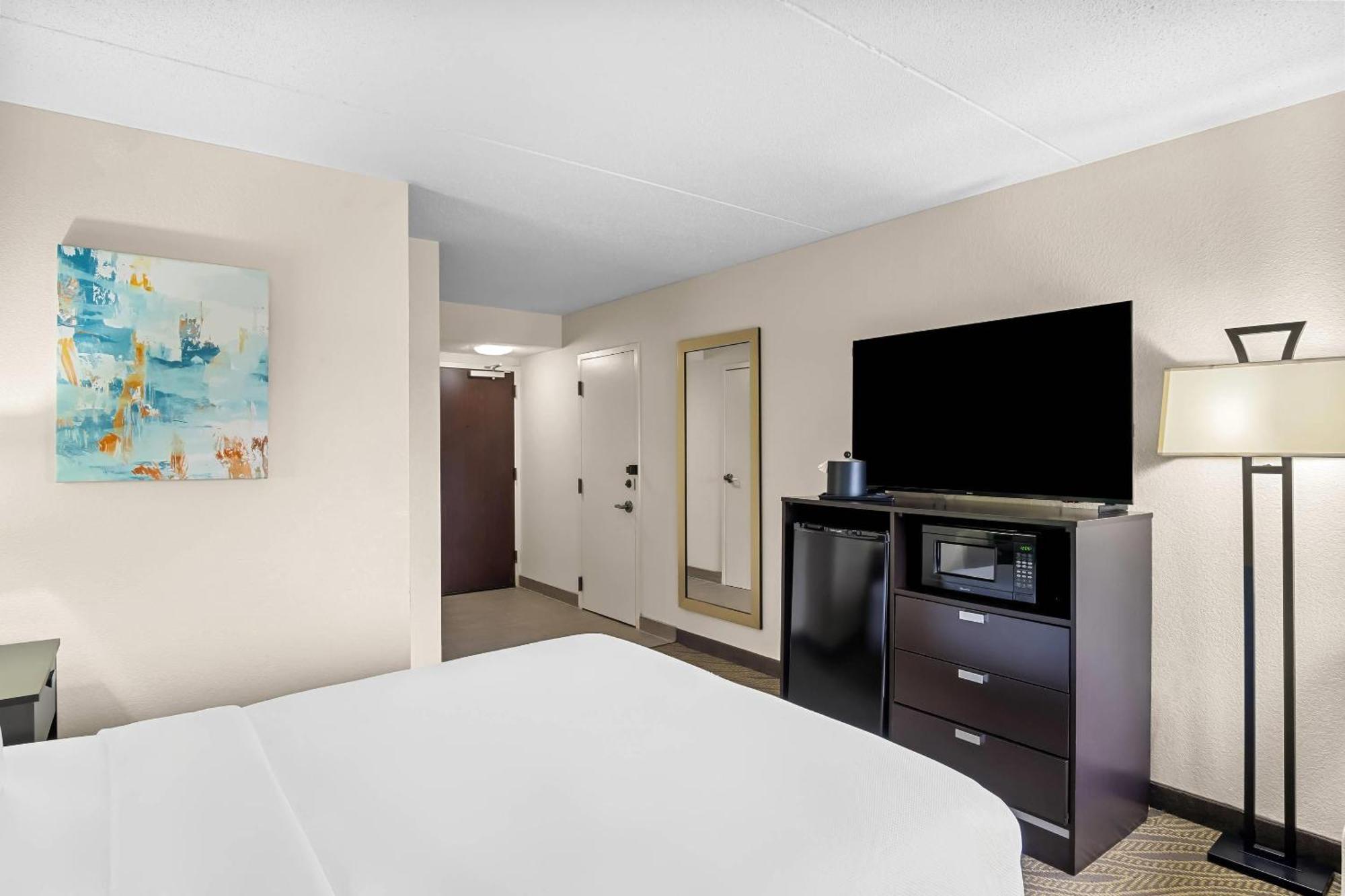 Comfort Inn Cadillac Exterior photo